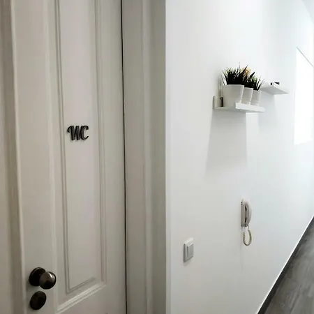 Urban Downtown 3*