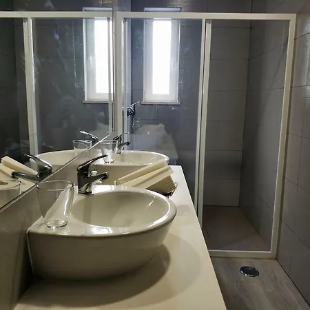 Urban Downtown 3*